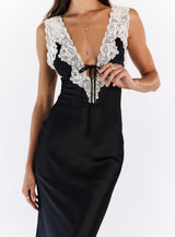 Nourish Maxi Dress Black